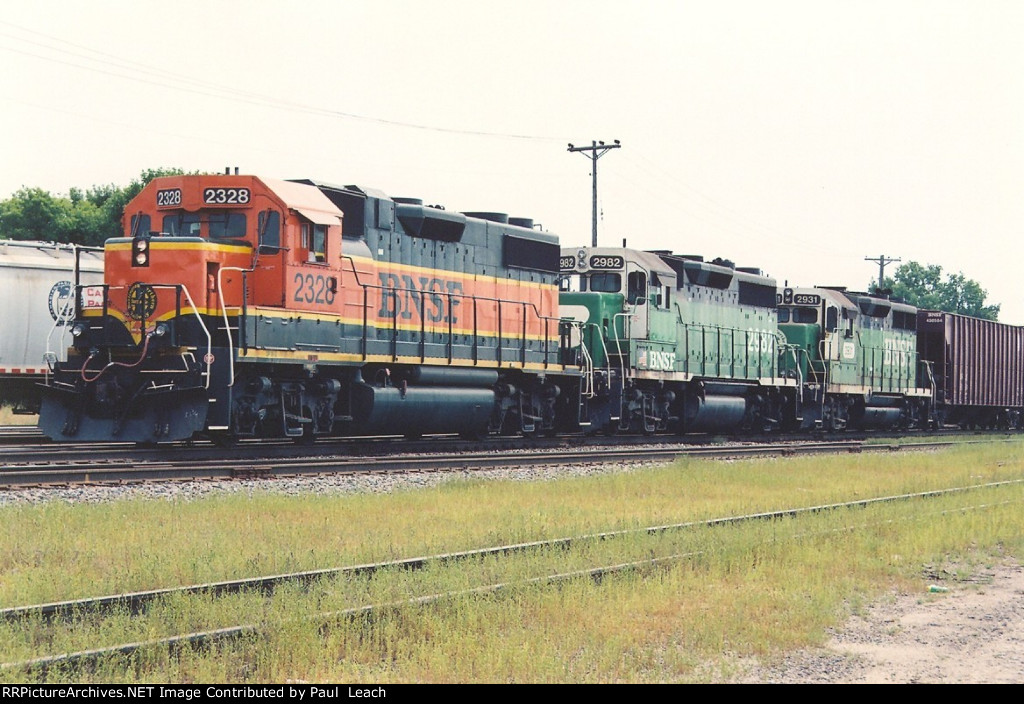 Manifest comes off the Willmar Line